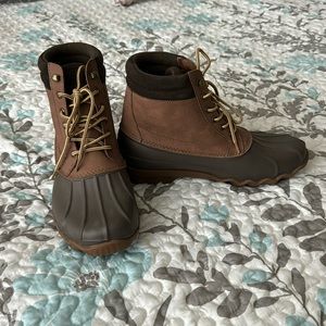 Sperry winter boots